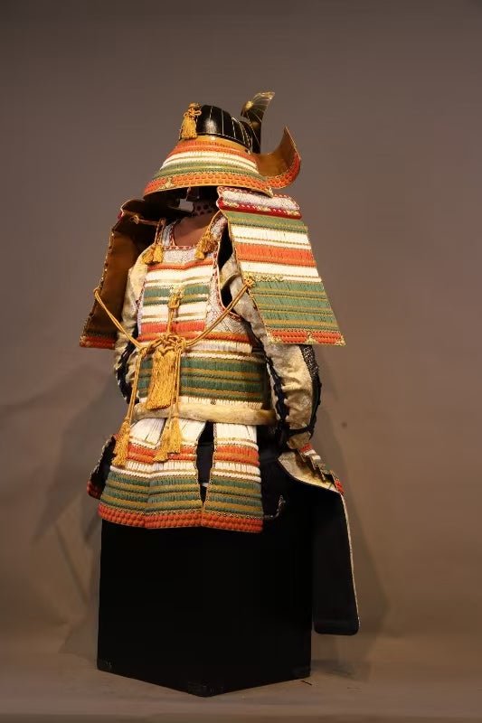 Fine Class Wearable Japanese Armor Traditional Samurai Suit - Gold - Explorers Gifts