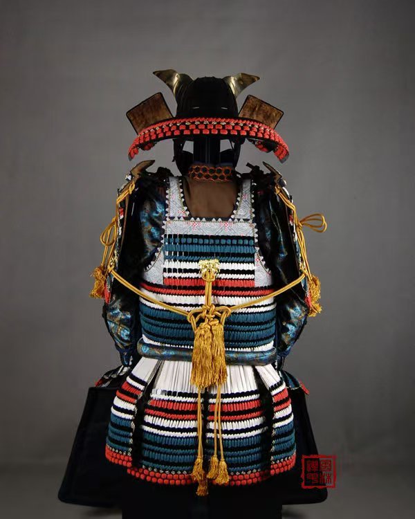 Fine Class Wearable Japanese Armor Traditional Samurai Suit - Blue - Explorers Gifts