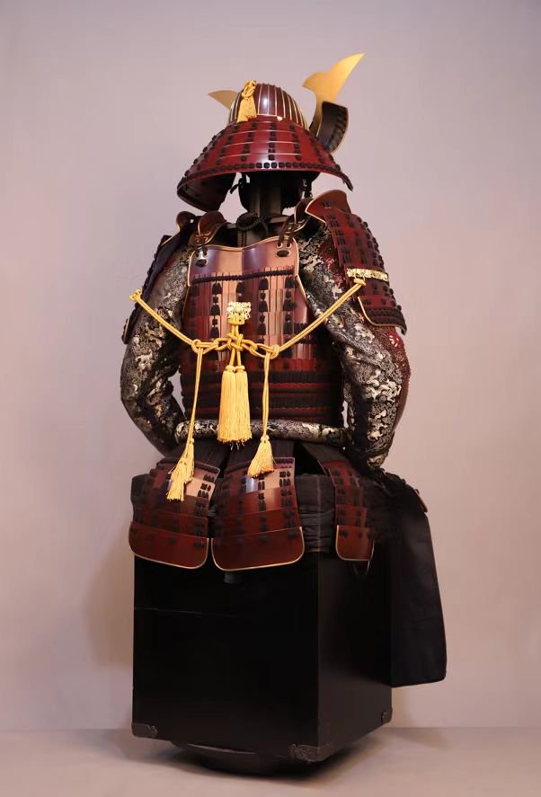 Fine Class Wearable Japanese Armor Traditional Samurai Suit - Red - Explorers Gifts