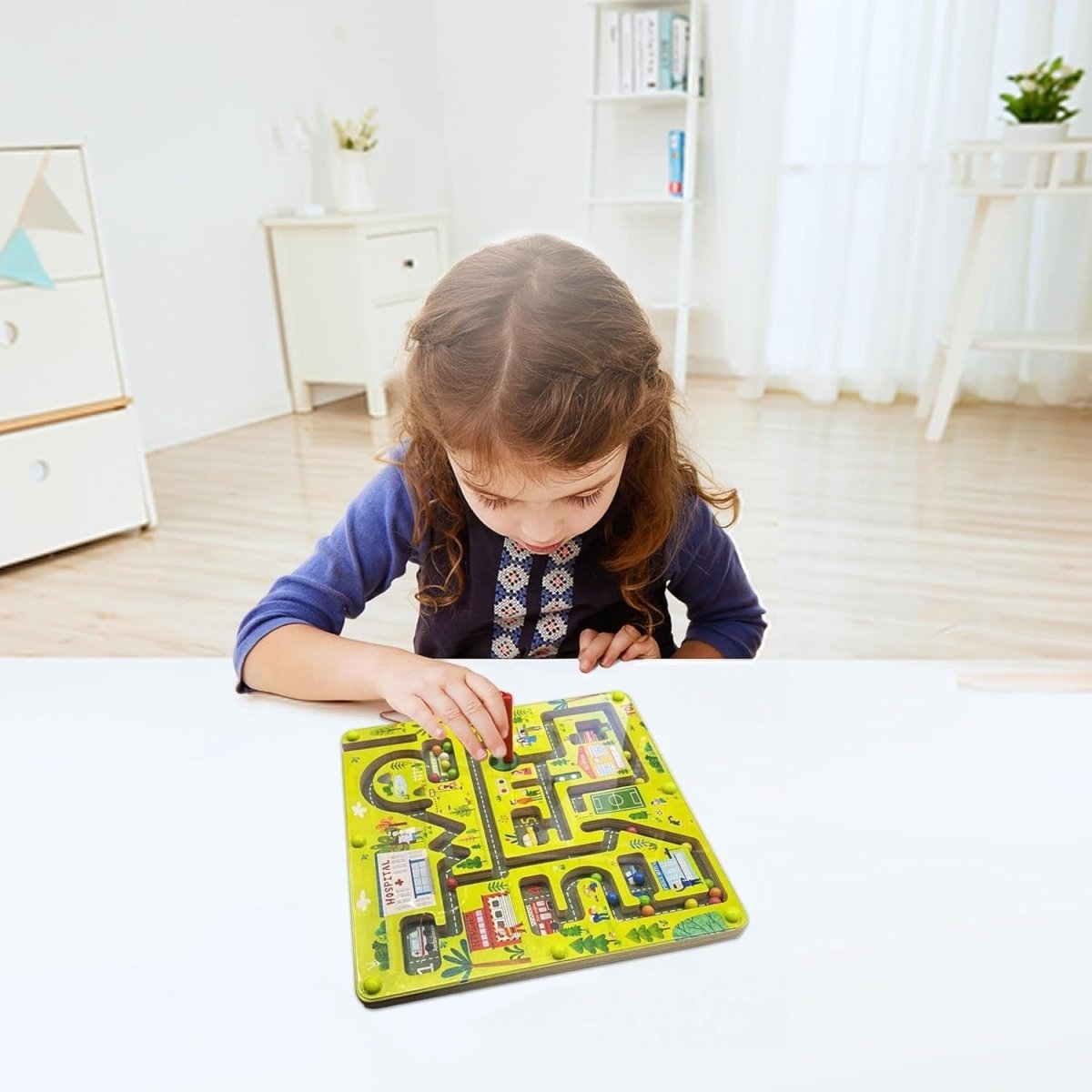 TOI World Magnetic MAZE Traffic - Explorers Gifts