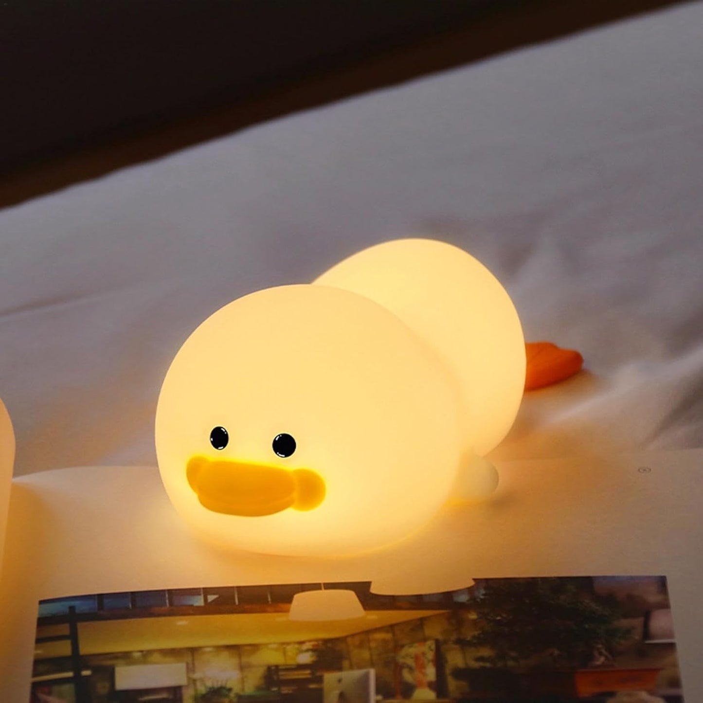 Explorers Pretty Duck Night Light Seven Colours - Explorers Gifts