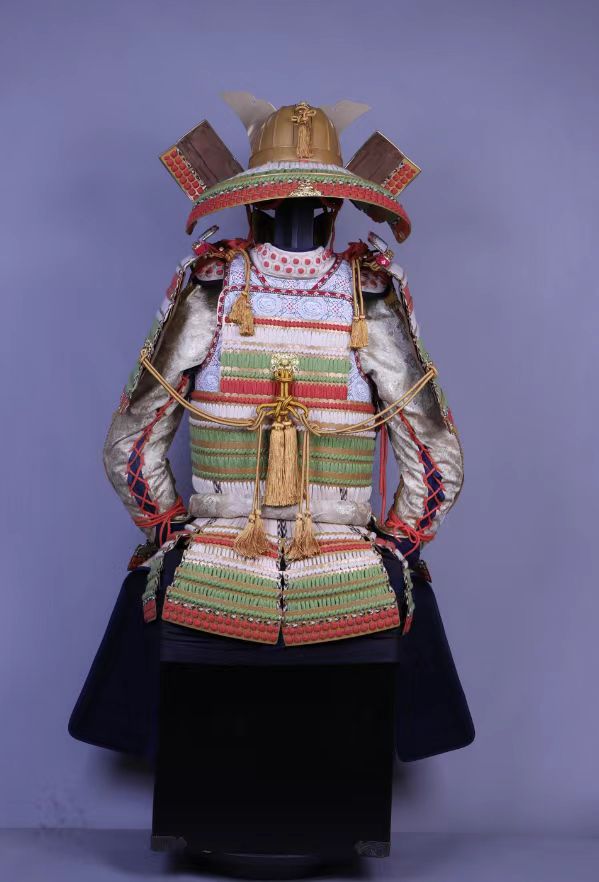 Fine Class Wearable Japanese Armor Traditional Samurai Suit - Gold - Explorers Gifts