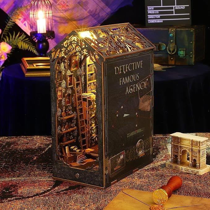 Explorers 3D Wooden Puzzle Bookend Detective Famous Agency 253 Pcs - Explorers Gifts