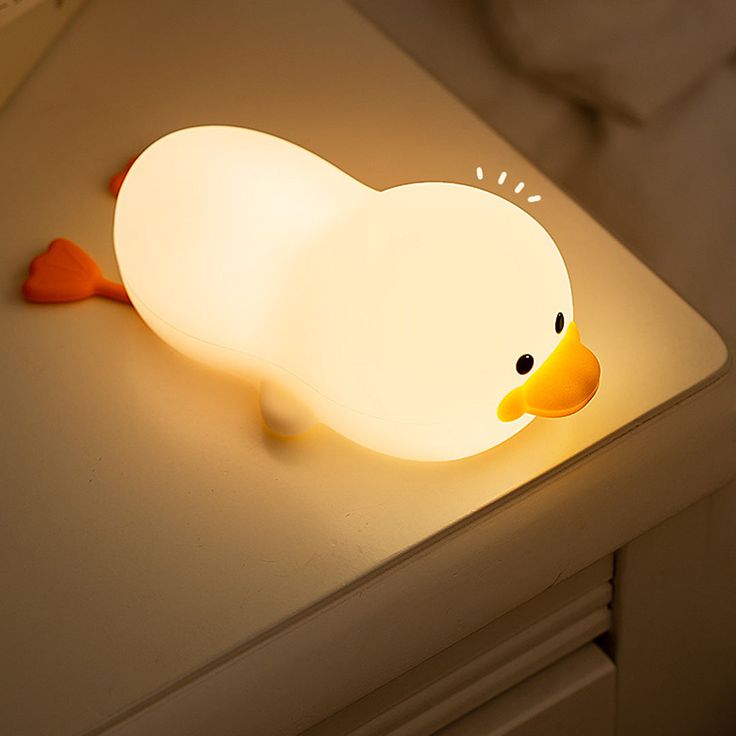Explorers Pretty Duck Night Light Seven Colours - Explorers Gifts